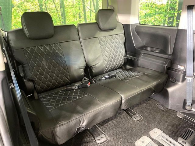 MITSUBISHI DELICA D:5 4WD 2023