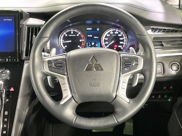 MITSUBISHI DELICA D:5 4WD 2023