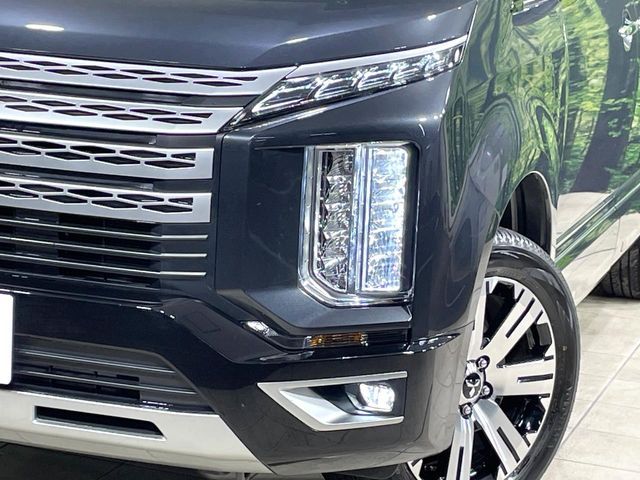 MITSUBISHI DELICA D:5 4WD 2023