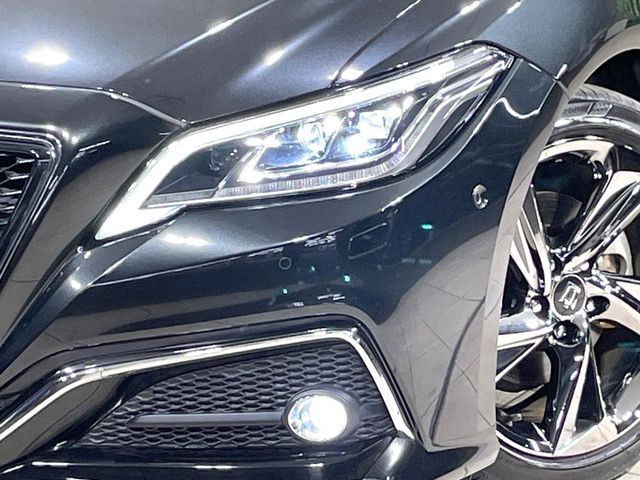 TOYOTA CROWN sedan hybrid 2018