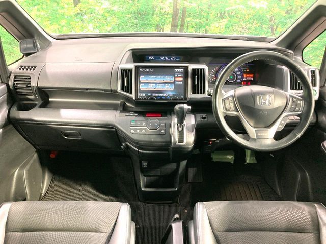 HONDA STEPWAGON SPADA 2012