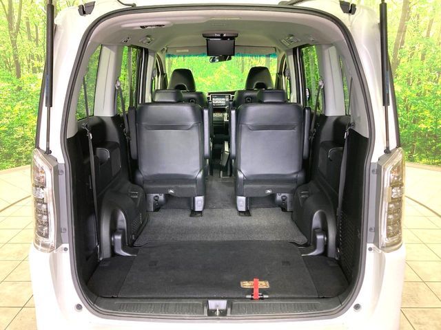 HONDA STEPWAGON SPADA 2012