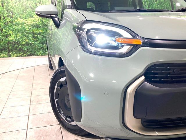 TOYOTA SIENTA HYBRID 2025