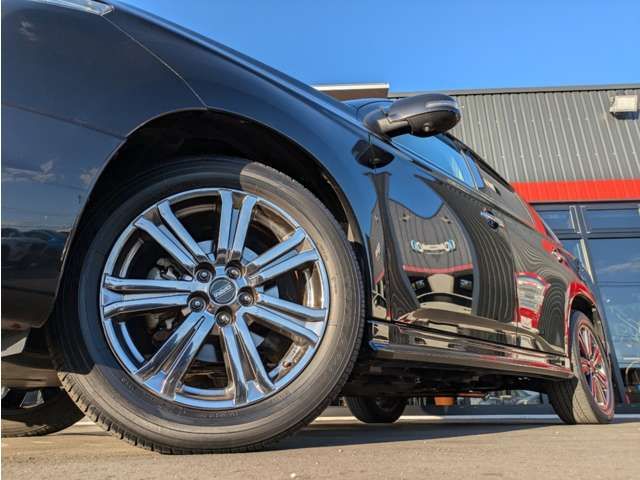 MITSUBISHI OUTLANDER PHEV 2014