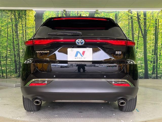 TOYOTA HARRIER HYBRID 2021