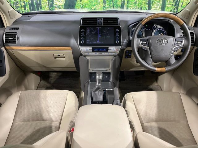 TOYOTA LANDCRUISER PRADO 2023