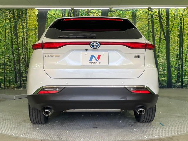 TOYOTA HARRIER HYBRID 2023