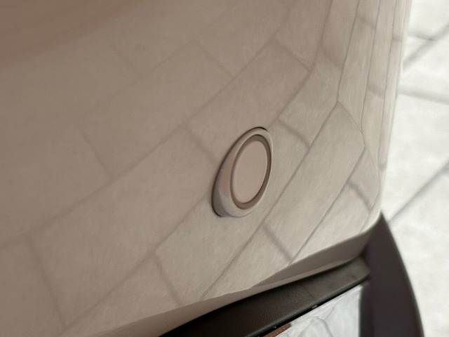 TOYOTA HARRIER 2WD 2024