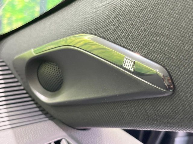 TOYOTA HARRIER HYBRID 2023