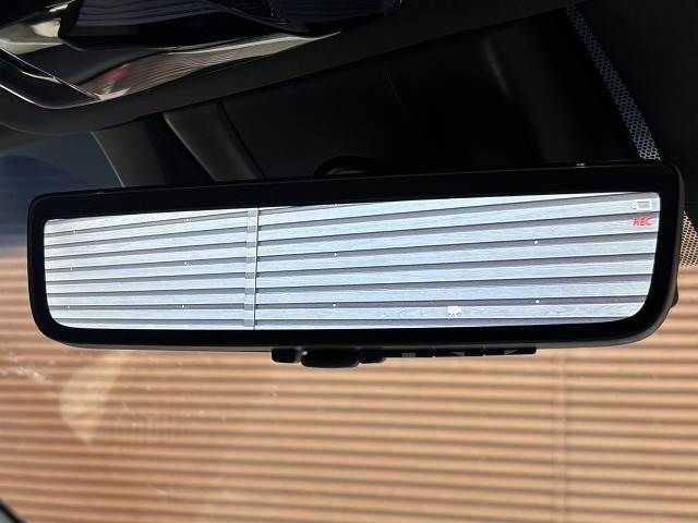 TOYOTA HARRIER 2WD 2024