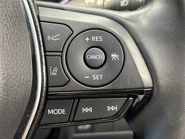 TOYOTA HARRIER 2WD 2024