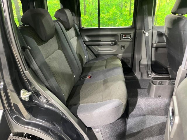 SUZUKI JIMNY NOMADE 2025