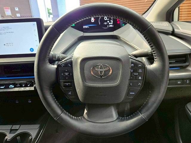 TOYOTA PRIUS 2023