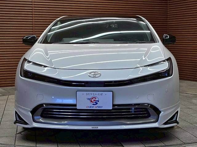 TOYOTA PRIUS 2023