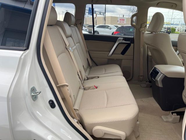 TOYOTA LANDCRUISER PRADO 2022