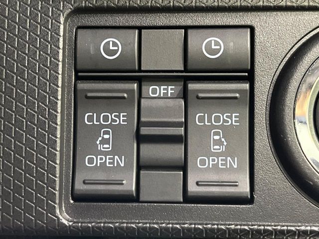 DAIHATSU TANTO CUSTOM 4WD 2022