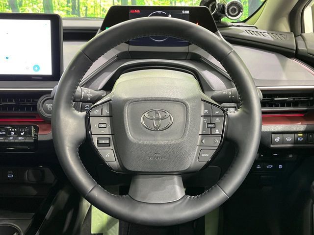TOYOTA PRIUS 4WD 2025