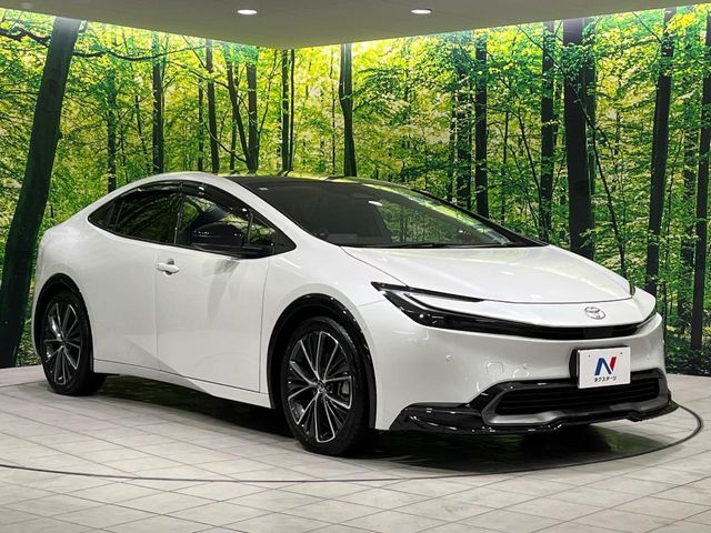 TOYOTA PRIUS 4WD 2025