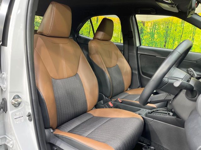 TOYOTA YARIS CROSS HYBRID 2023