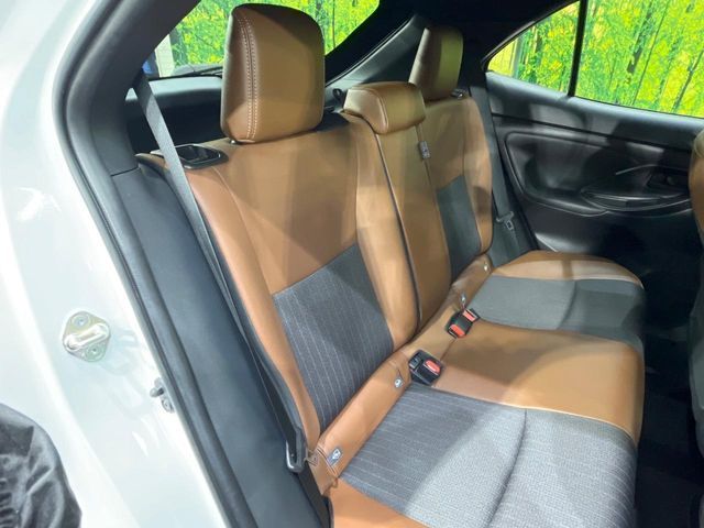 TOYOTA YARIS CROSS HYBRID 2023