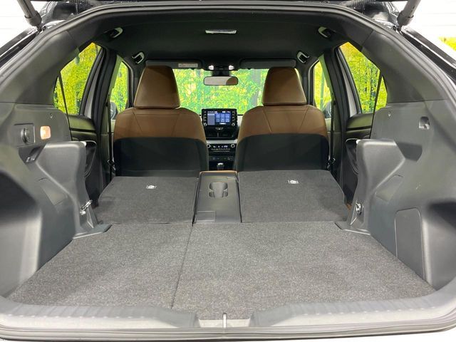 TOYOTA YARIS CROSS HYBRID 2023