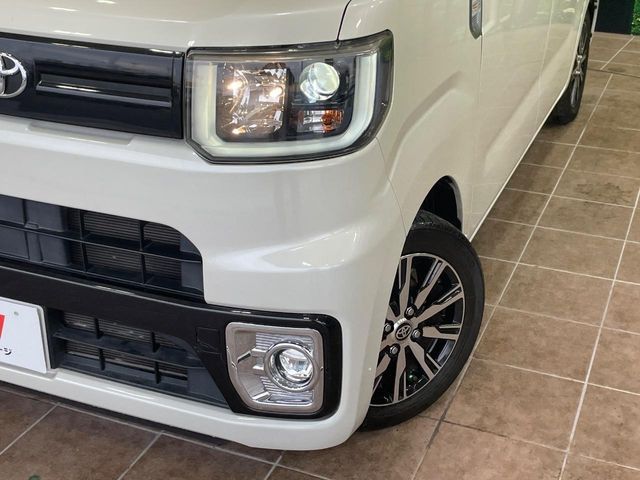 TOYOTA PIXIS MEGA 2019