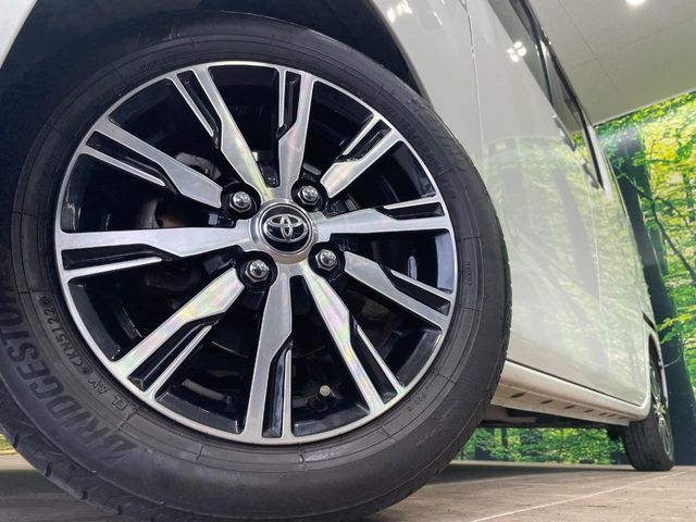 TOYOTA PIXIS MEGA 2019