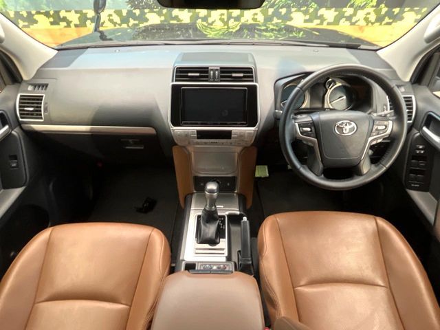 TOYOTA LANDCRUISER PRADO 2022