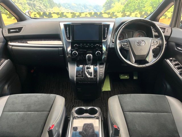TOYOTA ALPHARD 2020