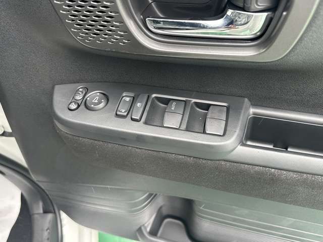 HONDA N BOX CUSTOM 2025