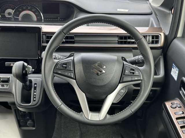 SUZUKI WAGON R Custom Z 2022