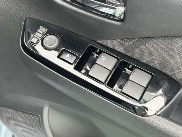 MITSUBISHI ek X EV 2022