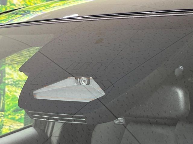 TOYOTA COROLLA CROSS HYBRID 2025