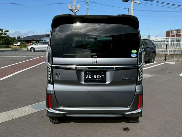 HONDA N BOX CUSTOM 2020