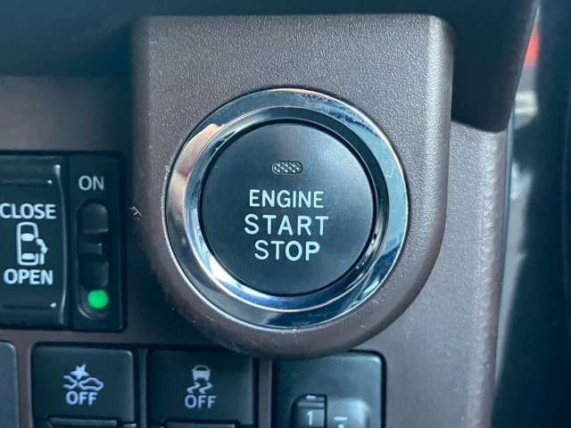 TOYOTA ROOMY 4WD 2018