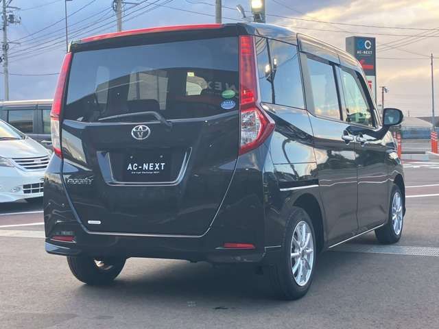 TOYOTA ROOMY 4WD 2018