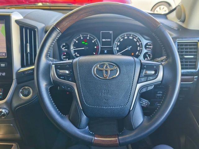 TOYOTA LANDCRUISER wagon 2018