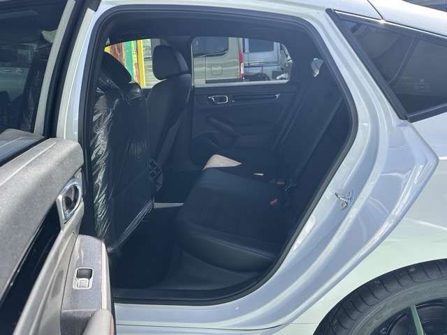 HONDA CIVIC hatchback 2025