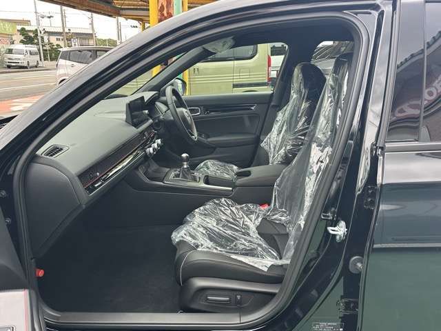 HONDA CIVIC hatchback 2025