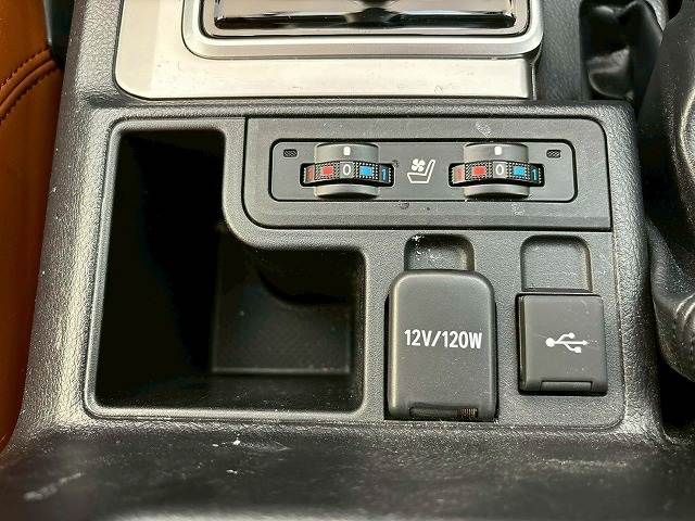 TOYOTA LANDCRUISER PRADO 2022