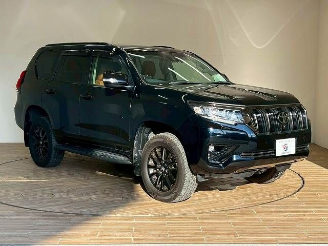 TOYOTA LANDCRUISER PRADO 2022