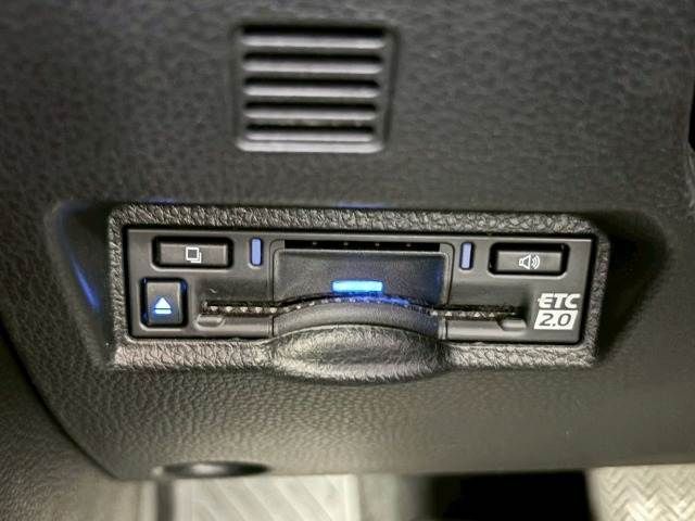 TOYOTA NOAH HYBRID 2022