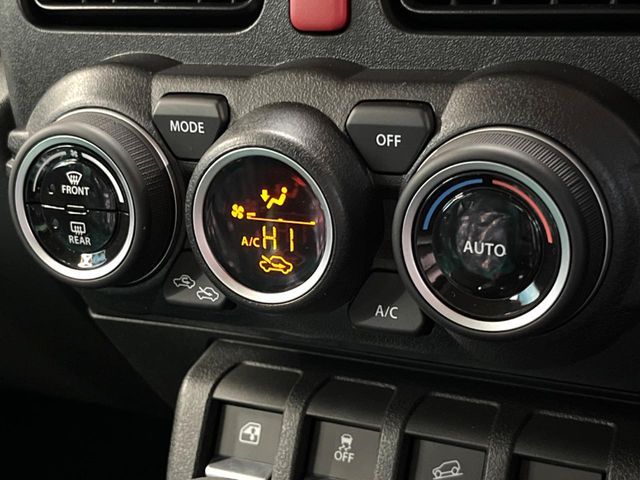 SUZUKI JIMNY NOMADE 2025