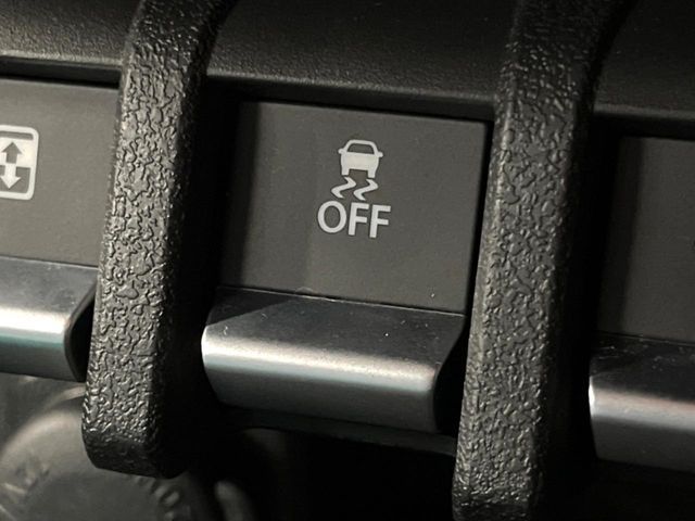 SUZUKI JIMNY NOMADE 2025