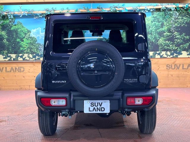 SUZUKI JIMNY NOMADE 2025