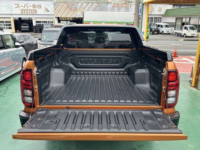 MITSUBISHI TRITON 2024