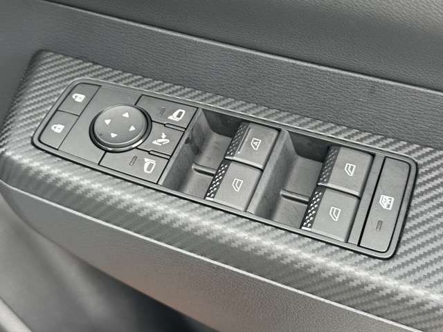 MITSUBISHI TRITON 2024