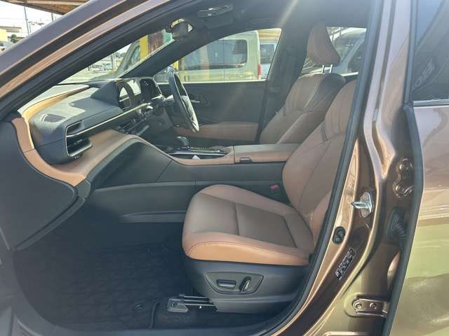 TOYOTA CROWN SPORT 2024