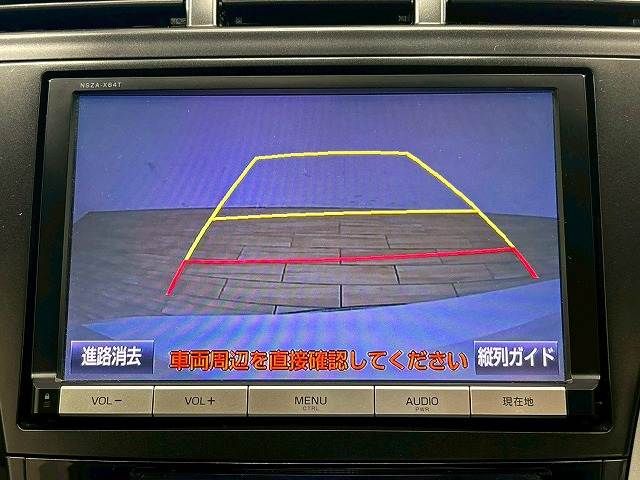 TOYOTA PRIUS Alpha 2014