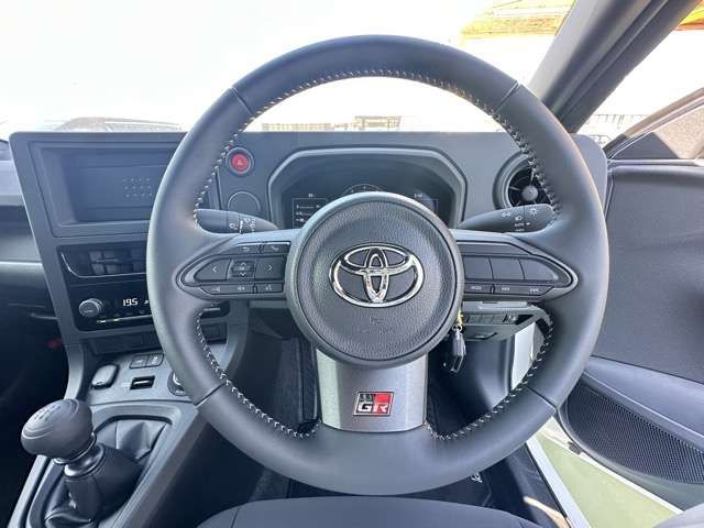 TOYOTA GR YARIS 2025